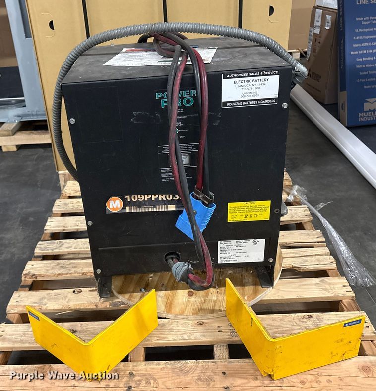 image for item ET8628 2014 Crown FC4525-50 forklift