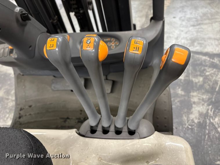 image for item ET8629 2014 Crown FC4515-50 forklift