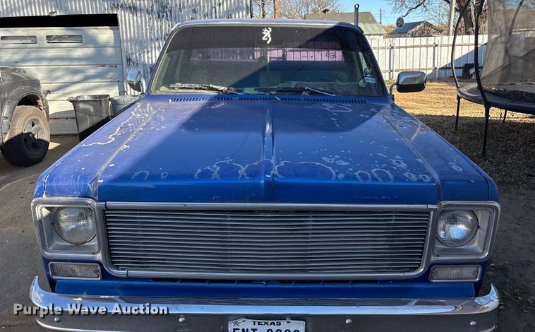 image for item EU4755 1976 Chevrolet K10 pickup truck