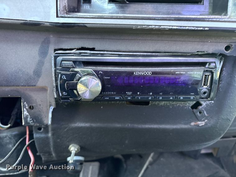 image for item EU4755 1976 Chevrolet K10 pickup truck