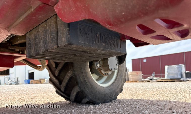 image for item EU4756 2015 Moffett M5501 forklift