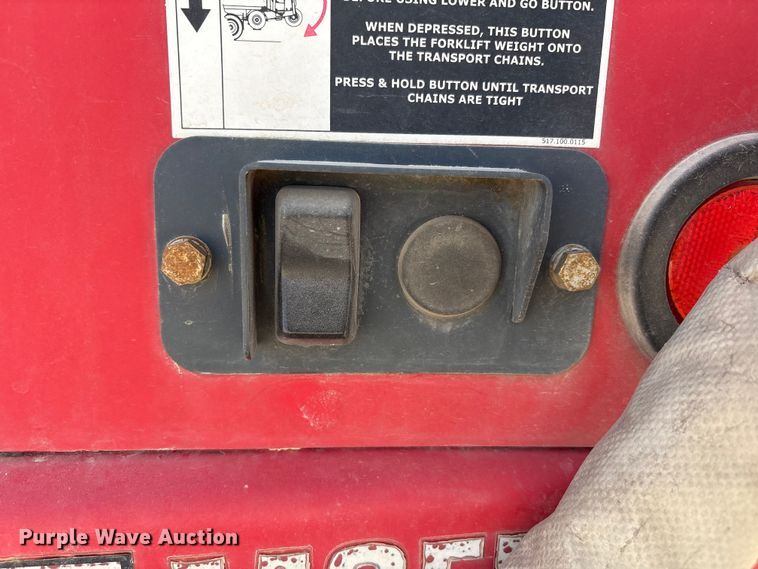 image for item EU4756 2015 Moffett M5501 forklift