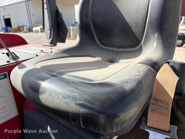 image for item EU4756 2015 Moffett M5501 forklift