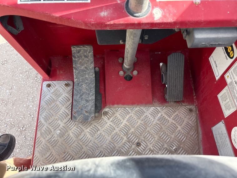 image for item EU4756 2015 Moffett M5501 forklift