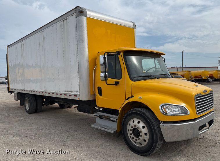 image for item EU5189 2017 Freightliner Business Class M2 box truck