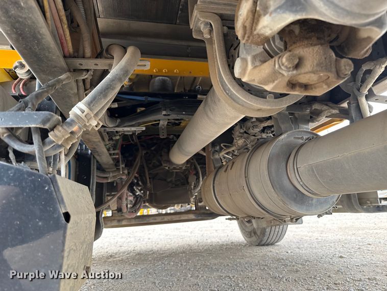 image for item EU5189 2017 Freightliner Business Class M2 box truck