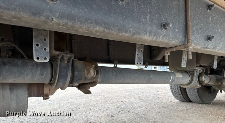 image for item EU5189 2017 Freightliner Business Class M2 box truck