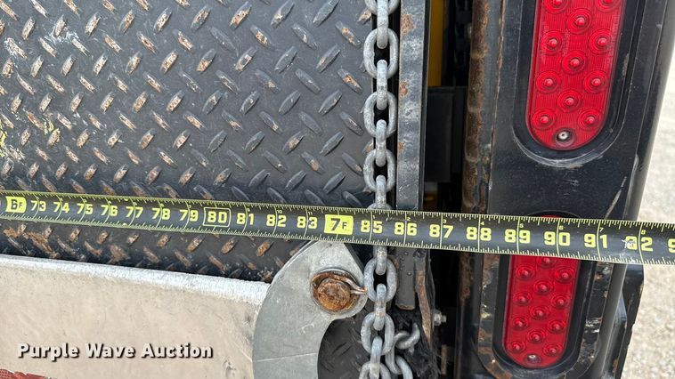 image for item EU5189 2017 Freightliner Business Class M2 box truck