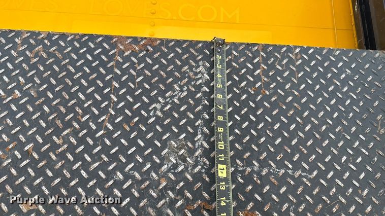 image for item EU5189 2017 Freightliner Business Class M2 box truck