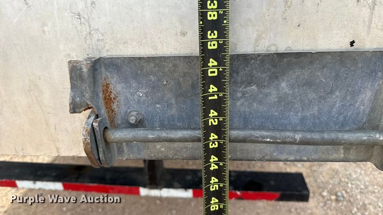 image for item EU5189 2017 Freightliner Business Class M2 box truck