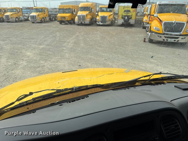 image for item EU5189 2017 Freightliner Business Class M2 box truck