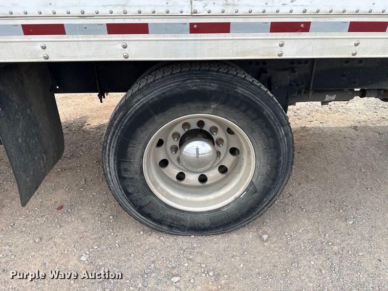 image for item EU5189 2017 Freightliner Business Class M2 box truck