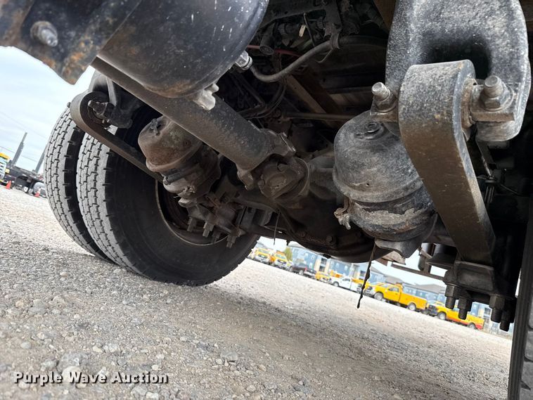 image for item EU5190 2017 Freightliner Business Class M2 box truck