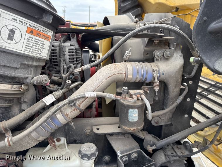 image for item EU5190 2017 Freightliner Business Class M2 box truck