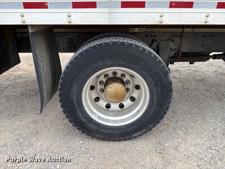 image for item EU5190 2017 Freightliner Business Class M2 box truck