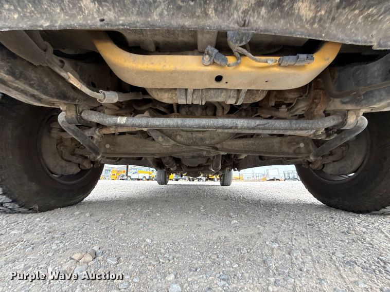 image for item EU5195 2015 Ford F350 Super Duty XL utility bed pickup truck