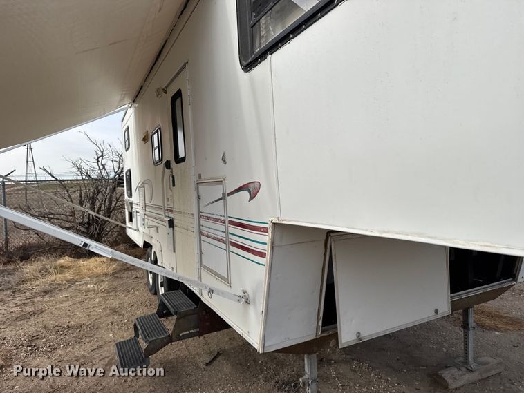 image for item EU6448 1998 Jayco 285 BHS camper