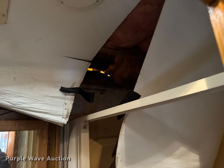 image for item EU6448 1998 Jayco 285 BHS camper