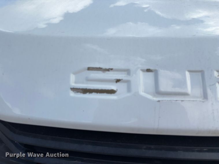 image for item EU7123 2019 Ford F250 Super Duty utility bed pickup truck