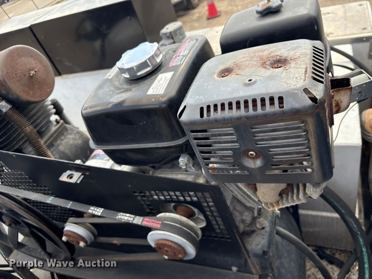 image for item EU7123 2019 Ford F250 Super Duty utility bed pickup truck