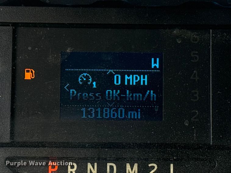 image for item EU7123 2019 Ford F250 Super Duty utility bed pickup truck