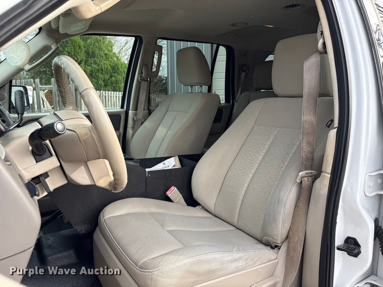 image for item EU7128 2011 Ford Expedition SUV