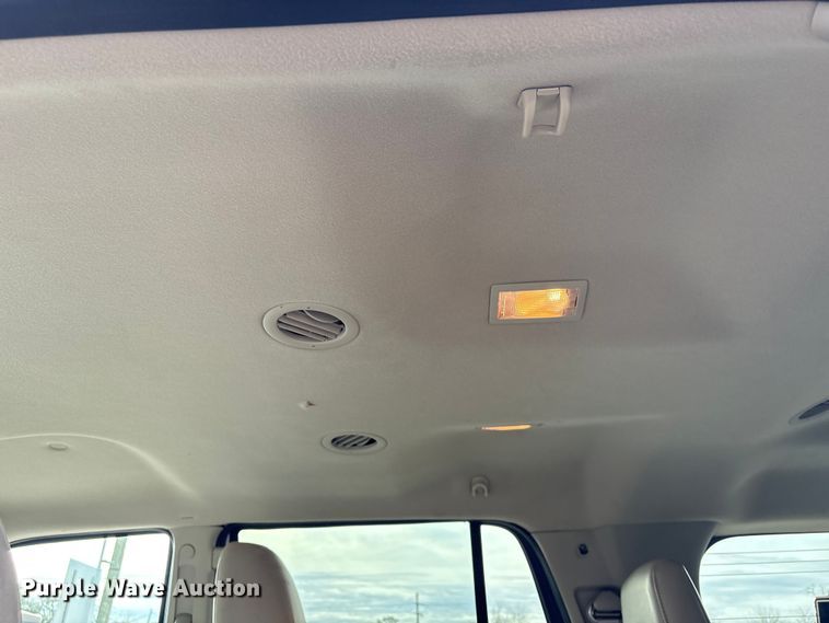 image for item EU7128 2011 Ford Expedition SUV