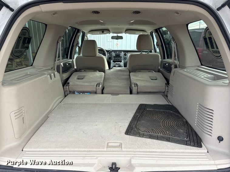 image for item EU7128 2011 Ford Expedition SUV