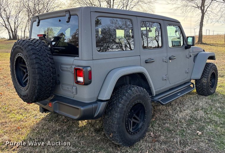 image for item EV2588 2021 Jeep Wrangler SUV