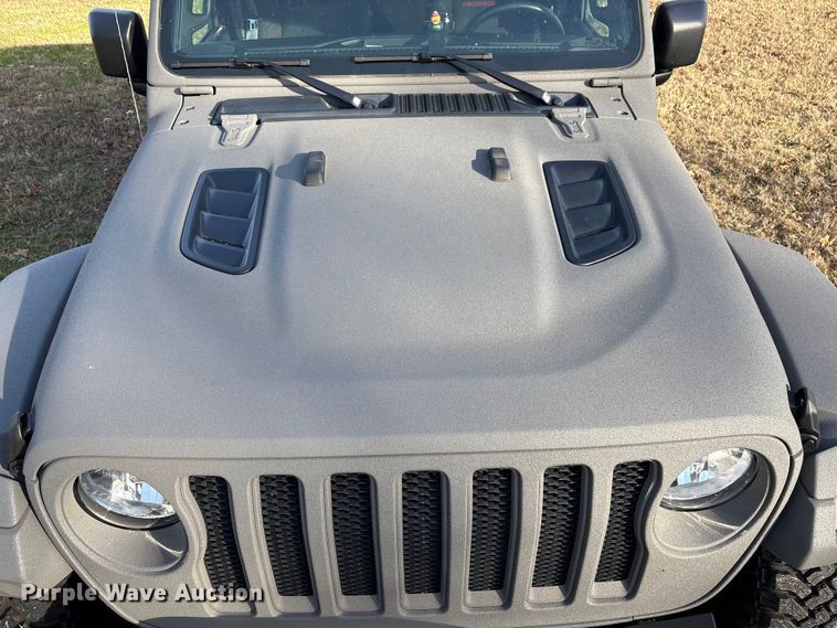 image for item EV2588 2021 Jeep Wrangler SUV