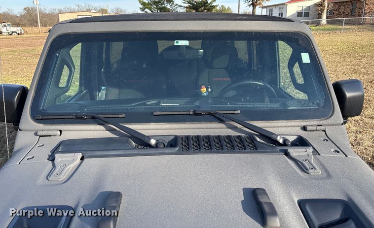 image for item EV2588 2021 Jeep Wrangler SUV