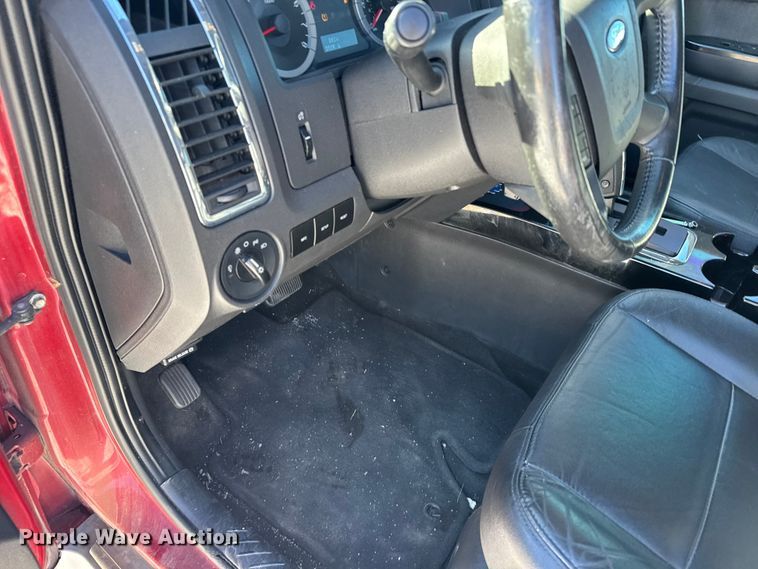 image for item FB0533 2009 Ford Escape Limited SUV