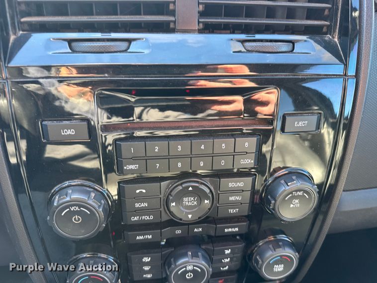 image for item FB0533 2009 Ford Escape Limited SUV