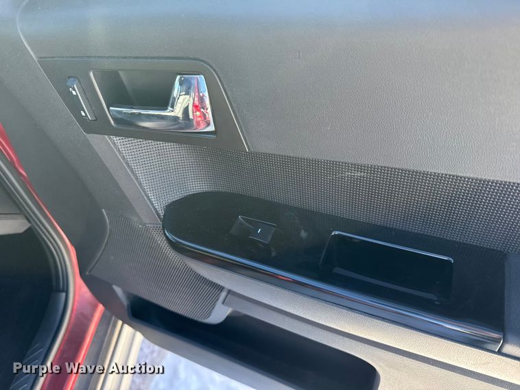 image for item FB0533 2009 Ford Escape Limited SUV