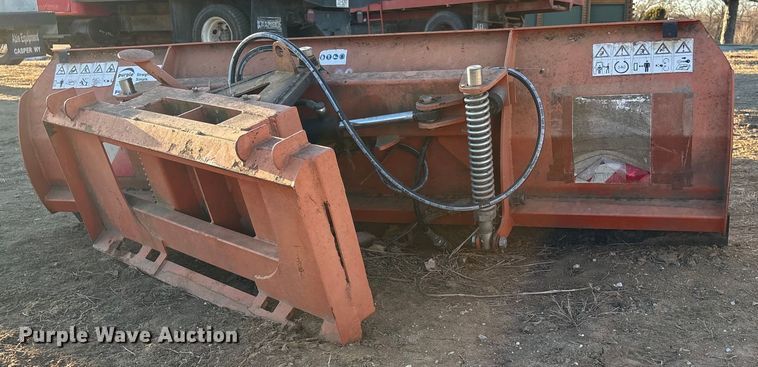 image for item FG2524 YS-86 skid steer snow plow