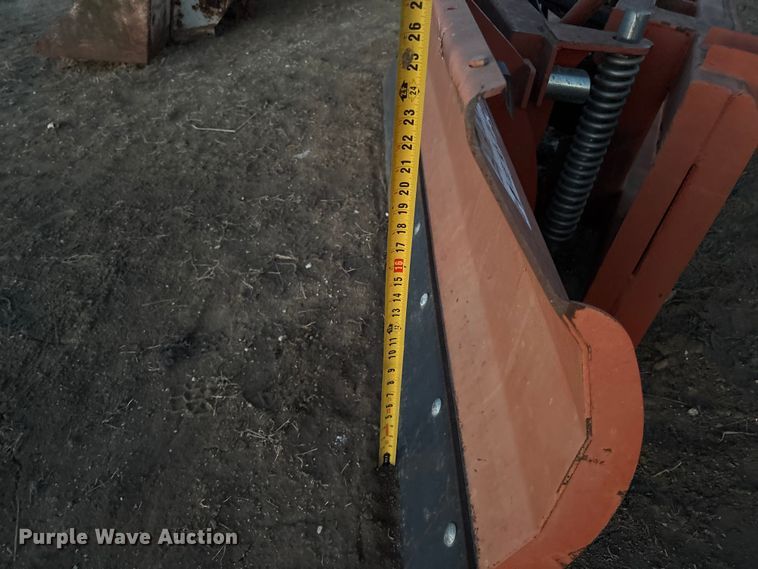 image for item FG2524 YS-86 skid steer snow plow