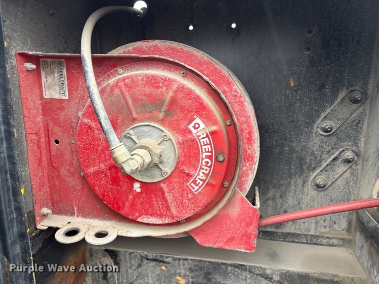 image for item FG2525 2015 Ford F350 utility bed pickup truck