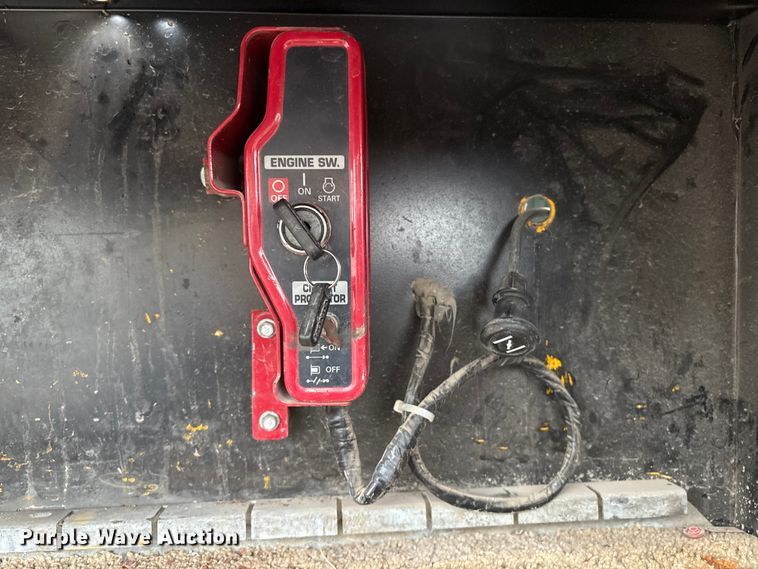 image for item FG2525 2015 Ford F350 utility bed pickup truck