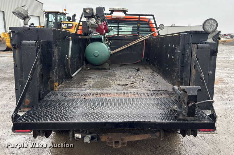 image for item FG2525 2015 Ford F350 utility bed pickup truck