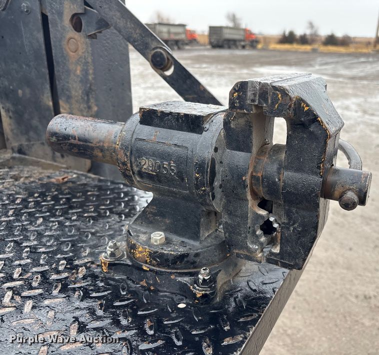 image for item FG2525 2015 Ford F350 utility bed pickup truck