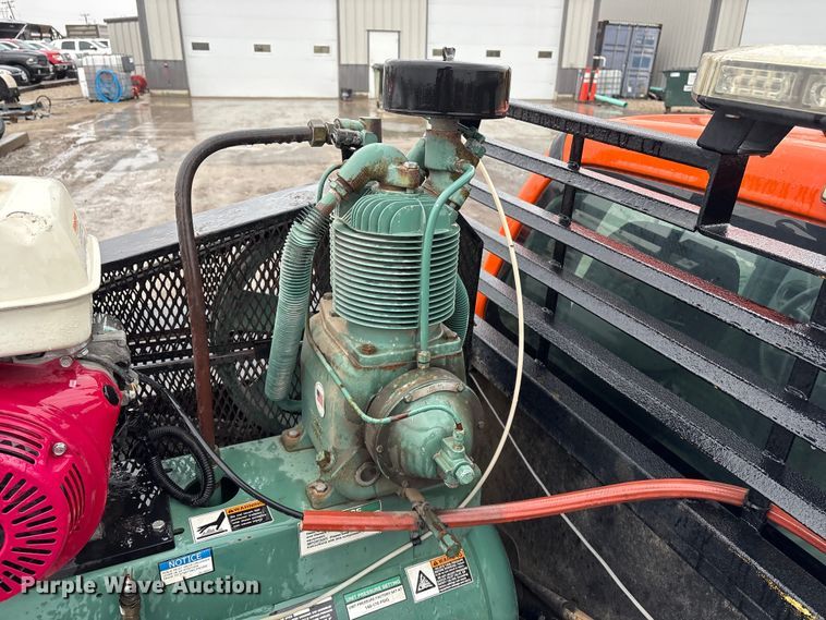 image for item FG2525 2015 Ford F350 utility bed pickup truck