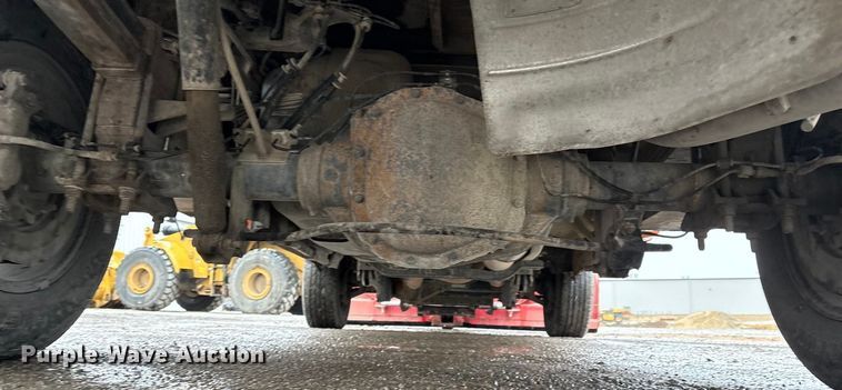 image for item FG2525 2015 Ford F350 utility bed pickup truck