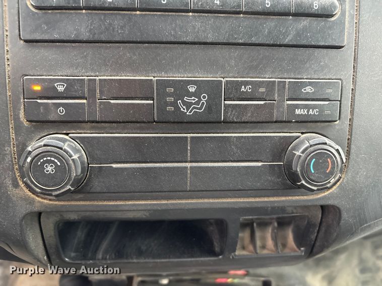 image for item FG2525 2015 Ford F350 utility bed pickup truck