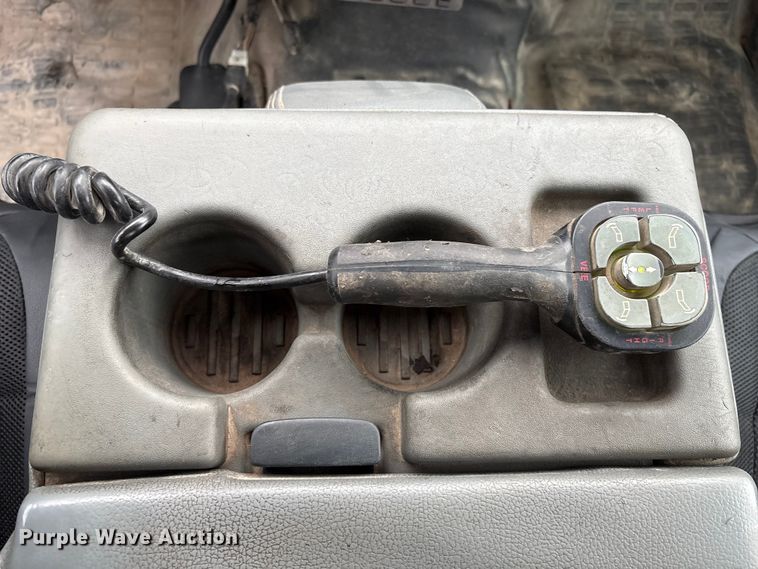 image for item FG2525 2015 Ford F350 utility bed pickup truck