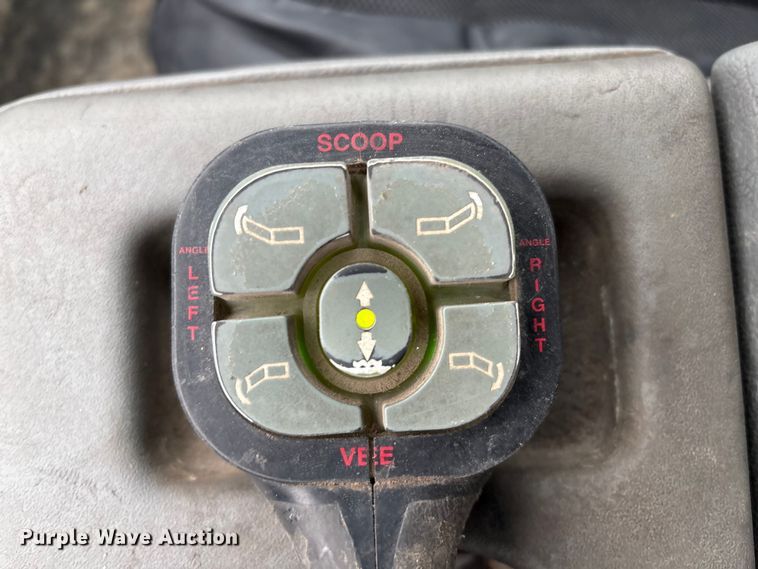 image for item FG2525 2015 Ford F350 utility bed pickup truck