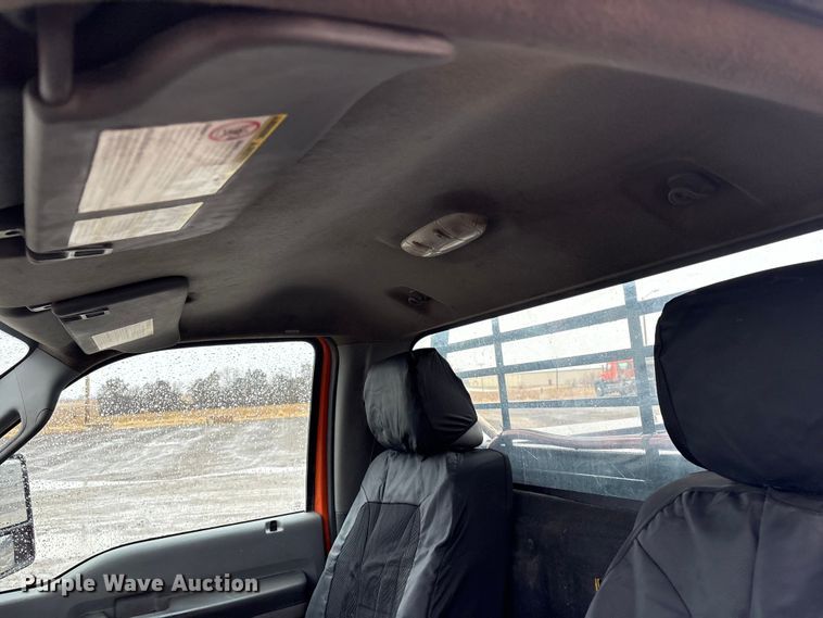 image for item FG2525 2015 Ford F350 utility bed pickup truck