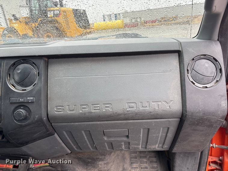 image for item FG2525 2015 Ford F350 utility bed pickup truck