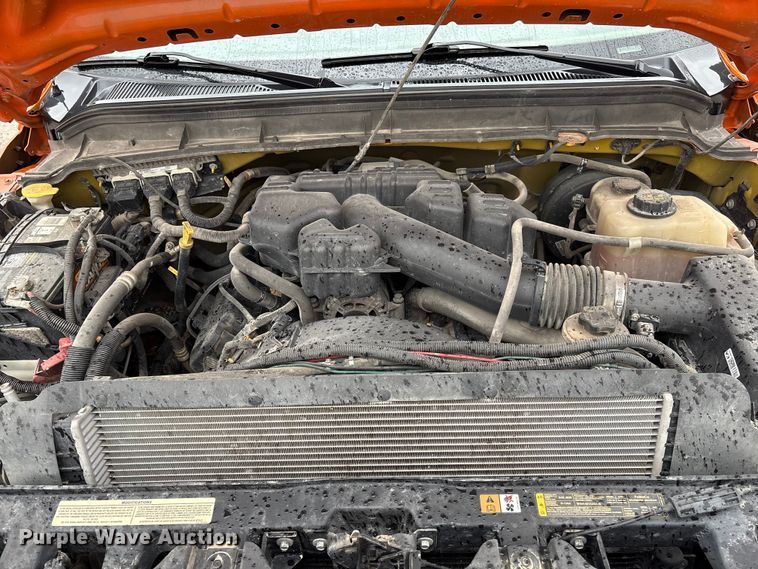 image for item FG2525 2015 Ford F350 utility bed pickup truck