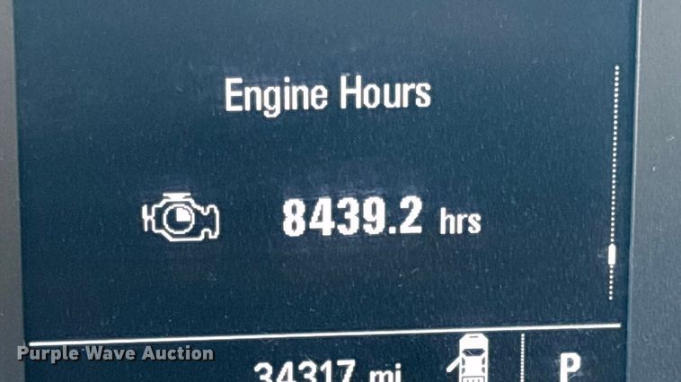 image for item FI0115 2022 Chevrolet Silverado 3500HD Crew Cab flatbed truck