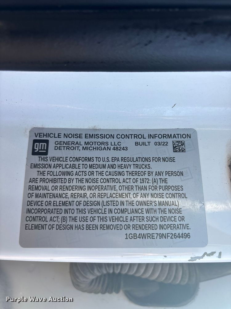 image for item FI0115 2022 Chevrolet Silverado 3500HD Crew Cab flatbed truck